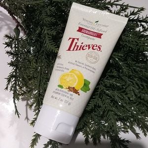 Yl Thieves toothpaste